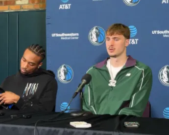 乐鱼体育官网-弗拉格谈最佳新秀：我每晚都在努力争取，这个奖非常重要